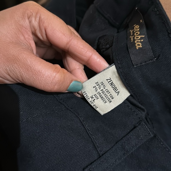 Women's Zenobia cotton blend black jeans XL
New - Picture 6 of 8